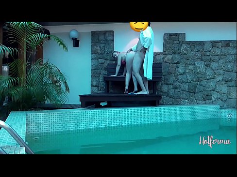 ❤️ A főnök meghívja a szobalányt a medencébe, de nem tud ellenállni egy forró ❤️❌ Szex videó at hu.xxxhdporn.ru ❌